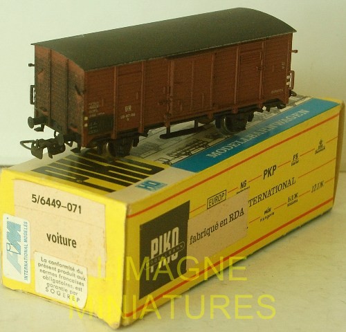 Wagon Couvert échelle HO PIKO 96622B - Marque R.E.E., Occasion Modèle Réduit